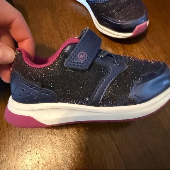 Carter's Kids Matching Set - Gray, Pink, Red, Leopard - Picture 13 of 16